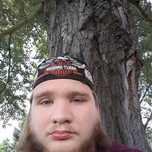 Meet your Posher, Christian